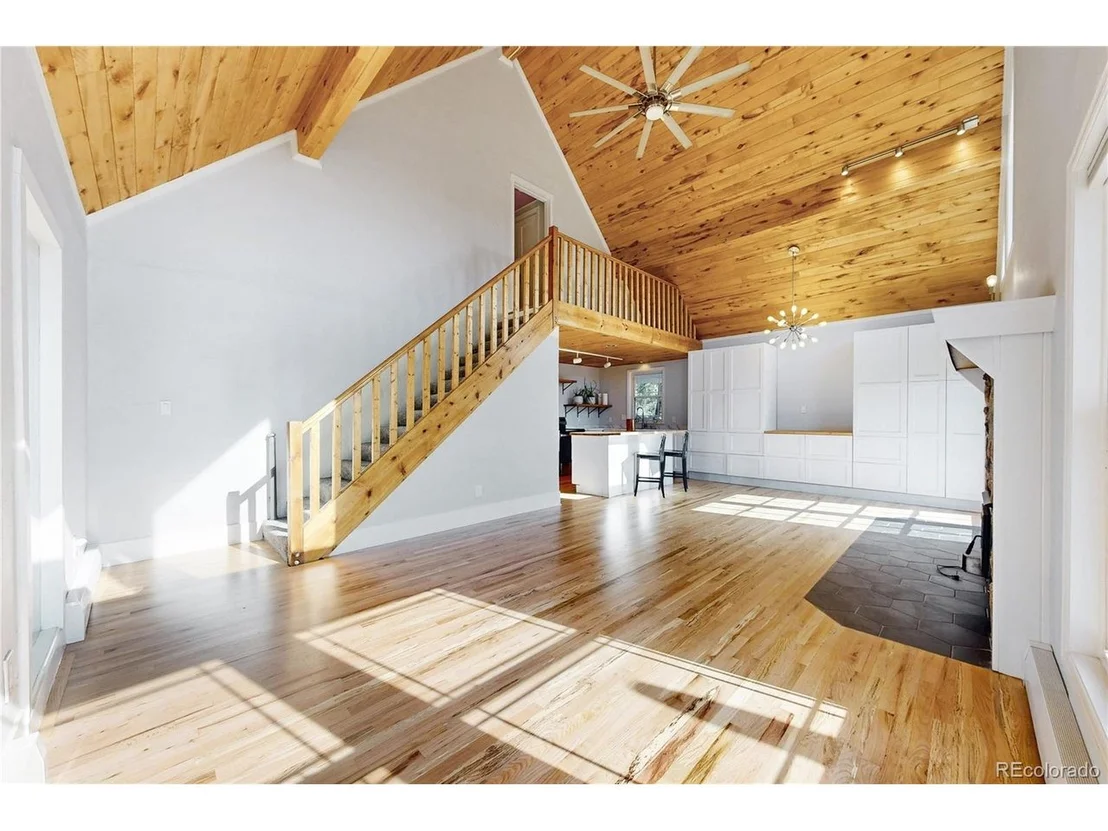 Photo of 32391 Lodgepole Dr