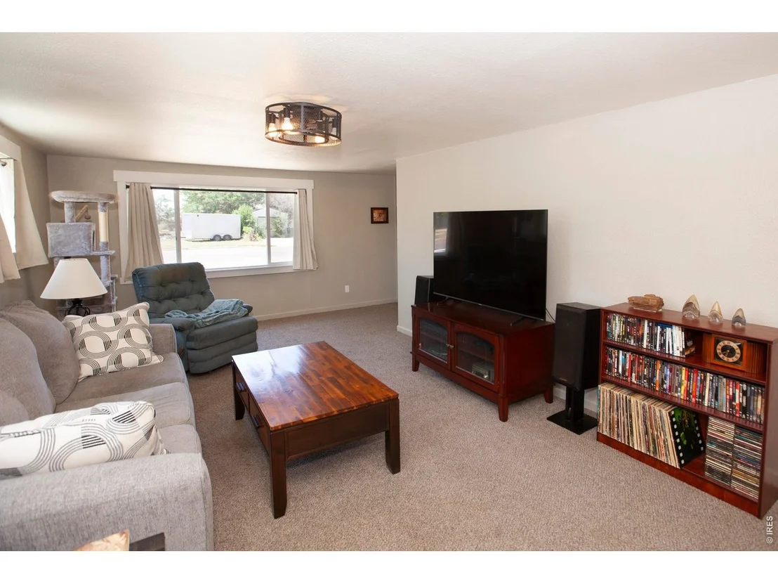 Photo of 324 N 3rd Ave