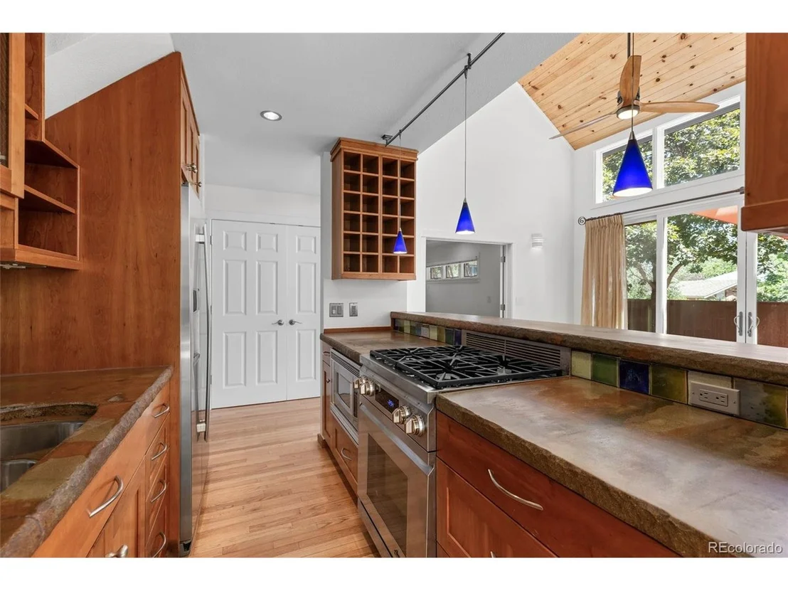 Photo of 1414 Elder Ave