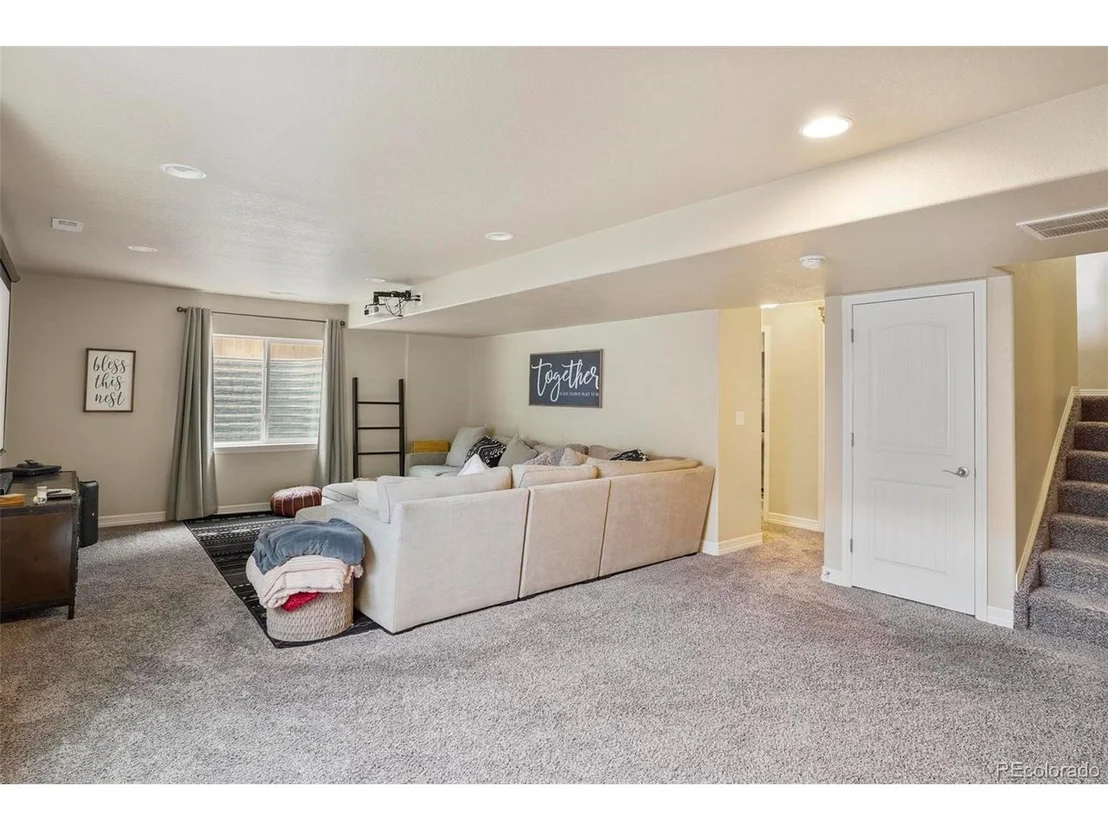 Photo of 6632 Catalpa Cir