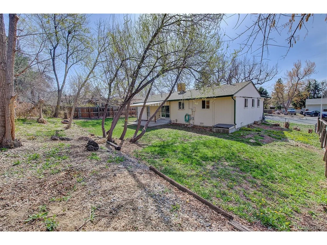 Photo of 10067 W 68th Pl