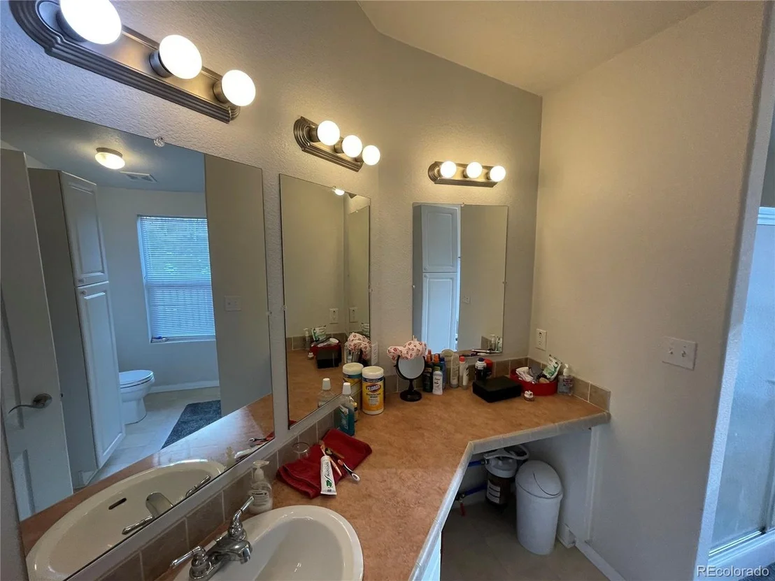 Photo of 663 Bellows Rd