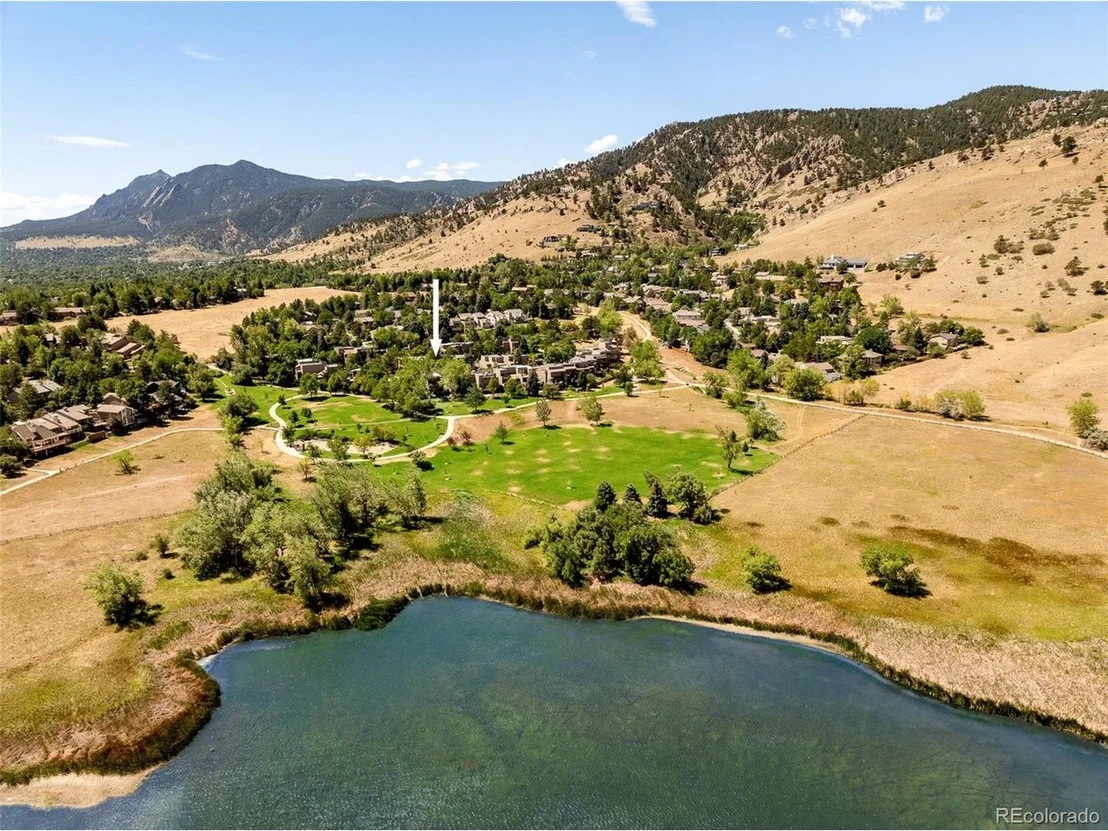 Photo of 485 Quail Cir