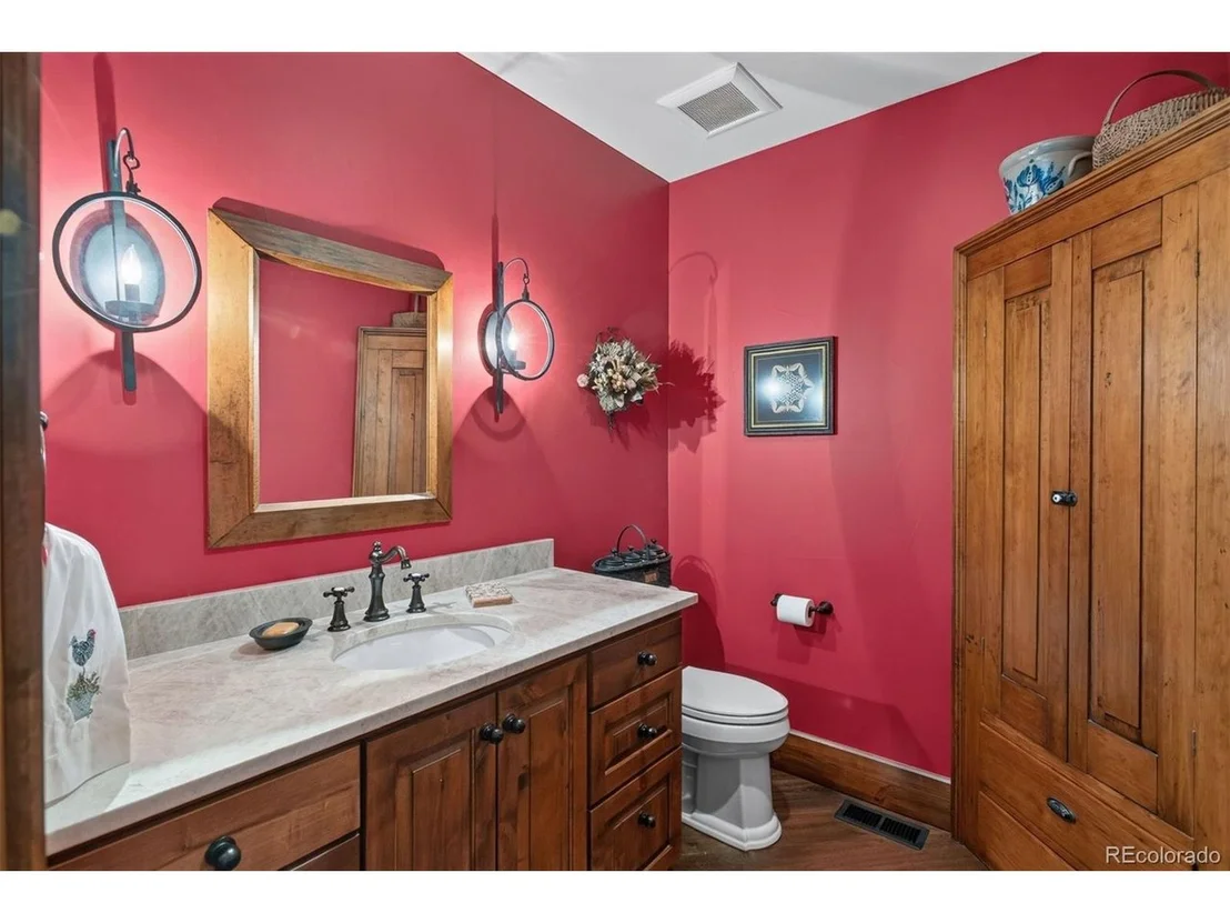 Photo of 1028 Blue Grass Trl