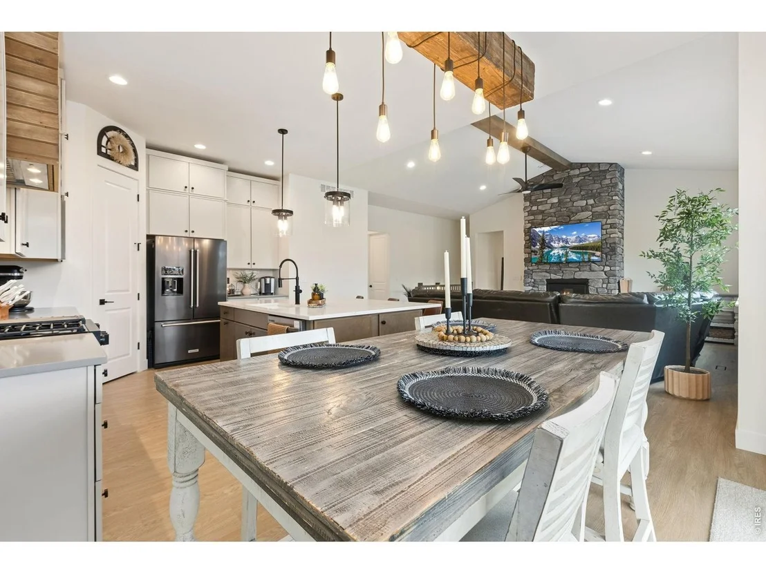 Photo of 843 Clydesdale Dr