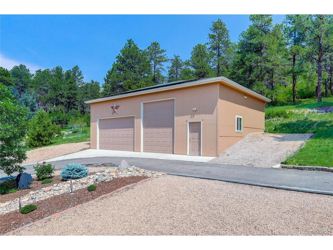 Photo of 745 Spruce Rd
