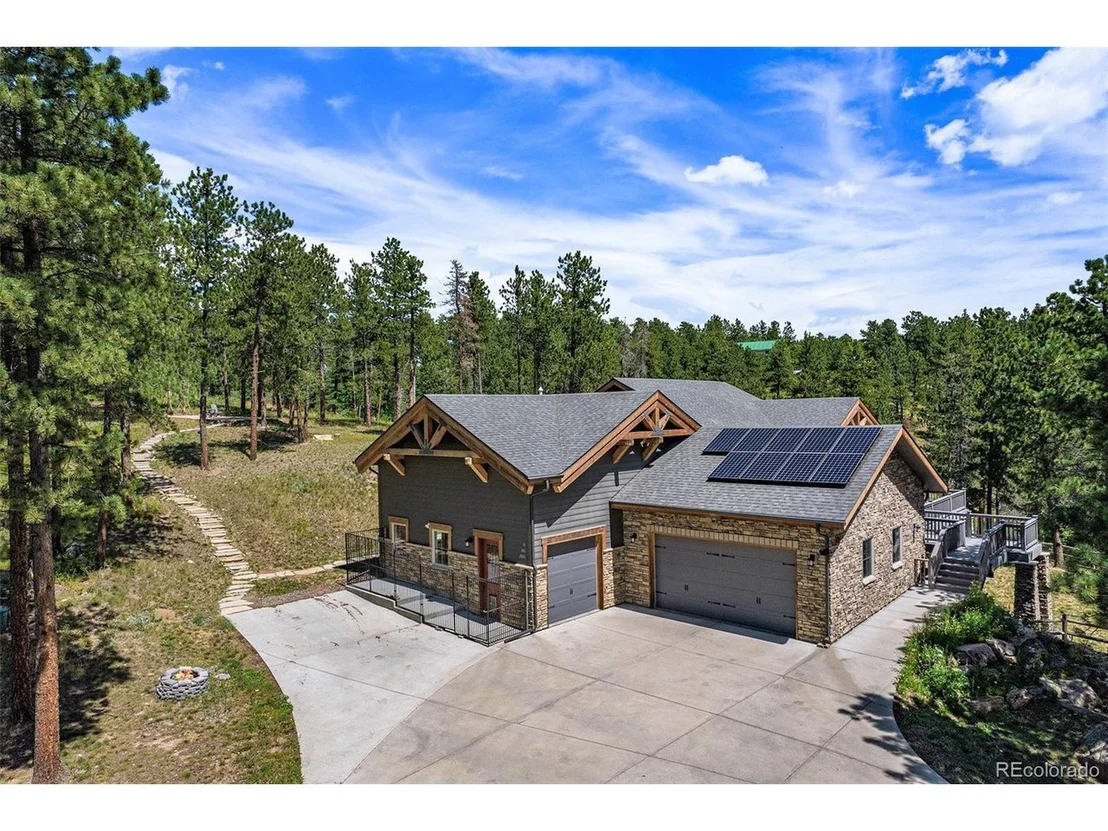 Photo of 342 Crescent Lake Rd
