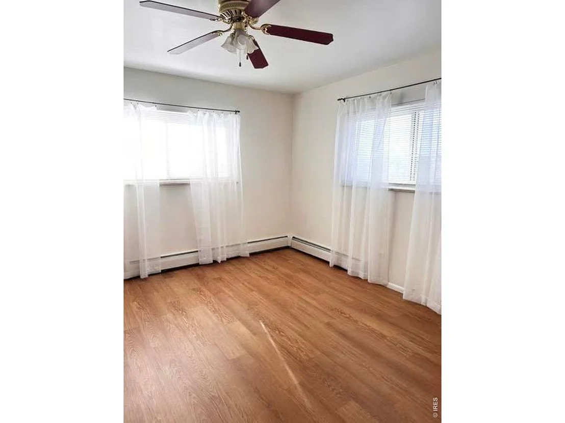 Photo of Unit 308 at 830 20th St