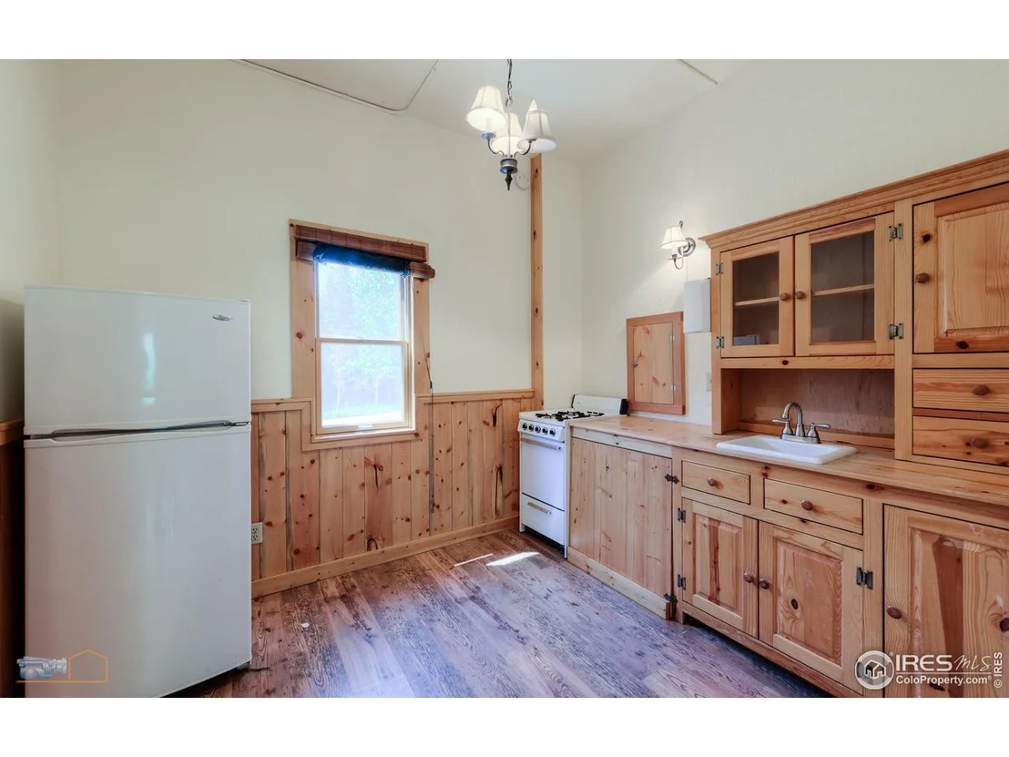 Photo of 1495 Cold Springs Rd