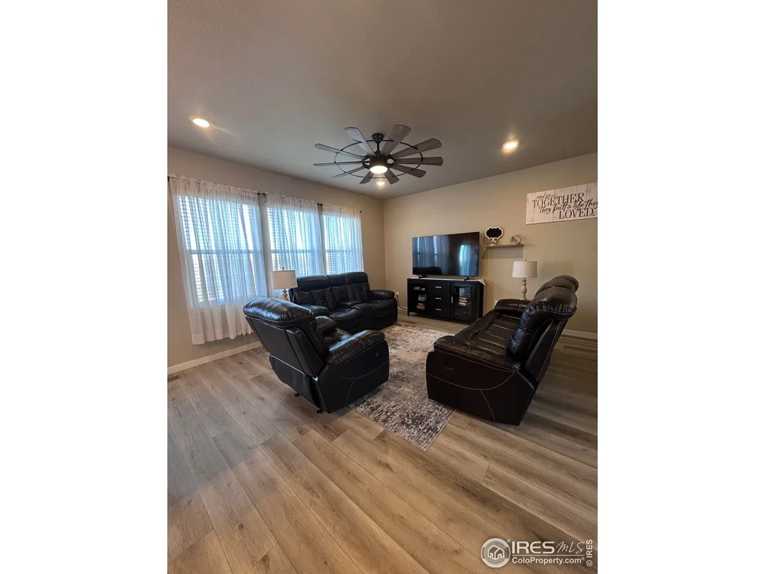 Photo of 1202 Coyote Ln