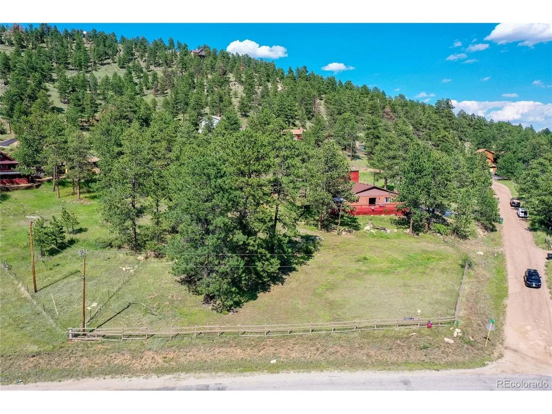 Photo of 39 Badger Ln