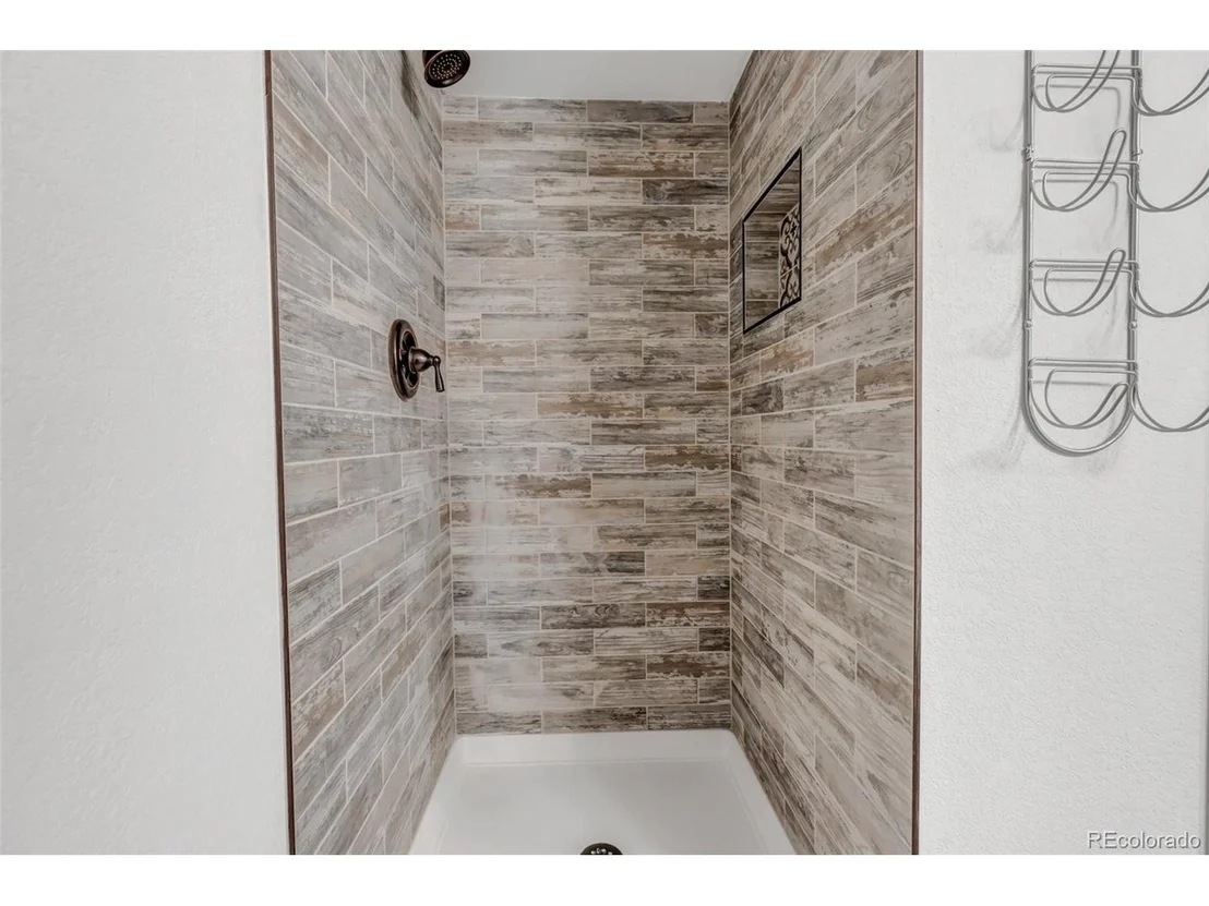 Photo of 9434 Hibiscus Dr