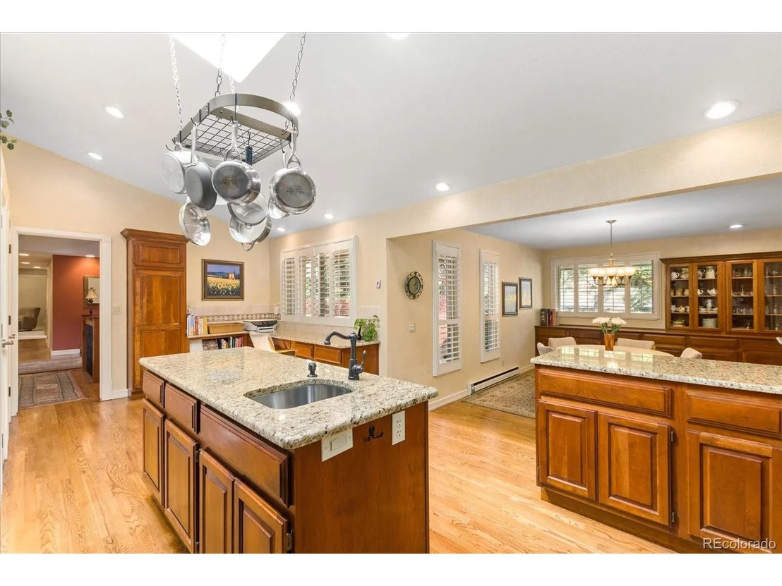 Photo of 6073 Willowbrook Dr