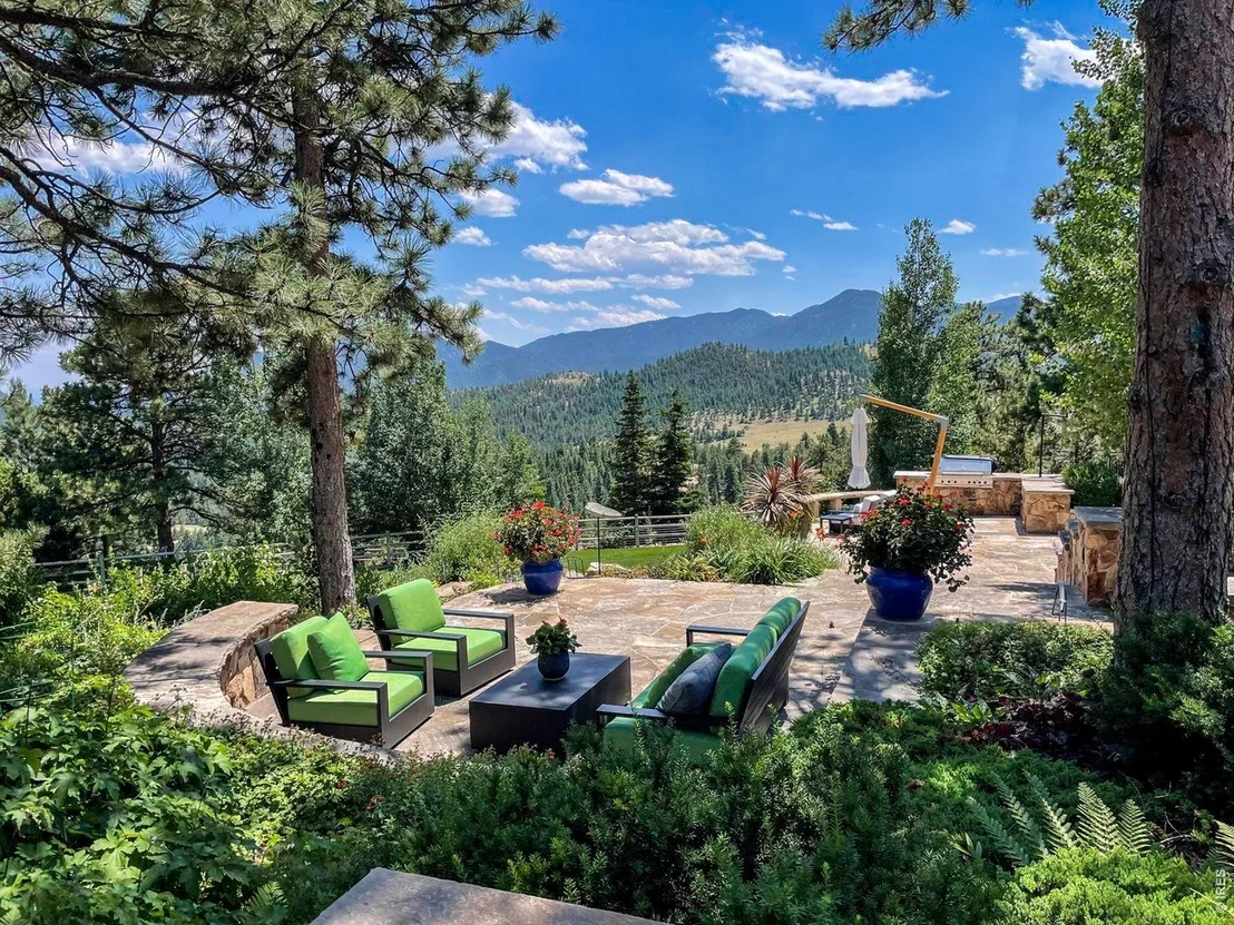 Photo of 7321 Flagstaff Rd