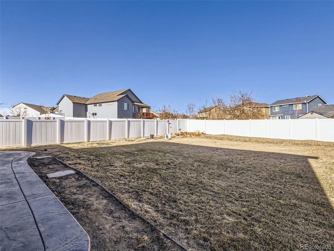 Photo of 3243 Tamarac Ln