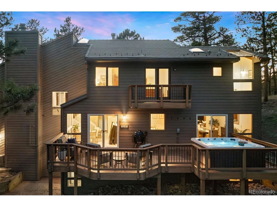 Photo of 2386 Daisy Ln
