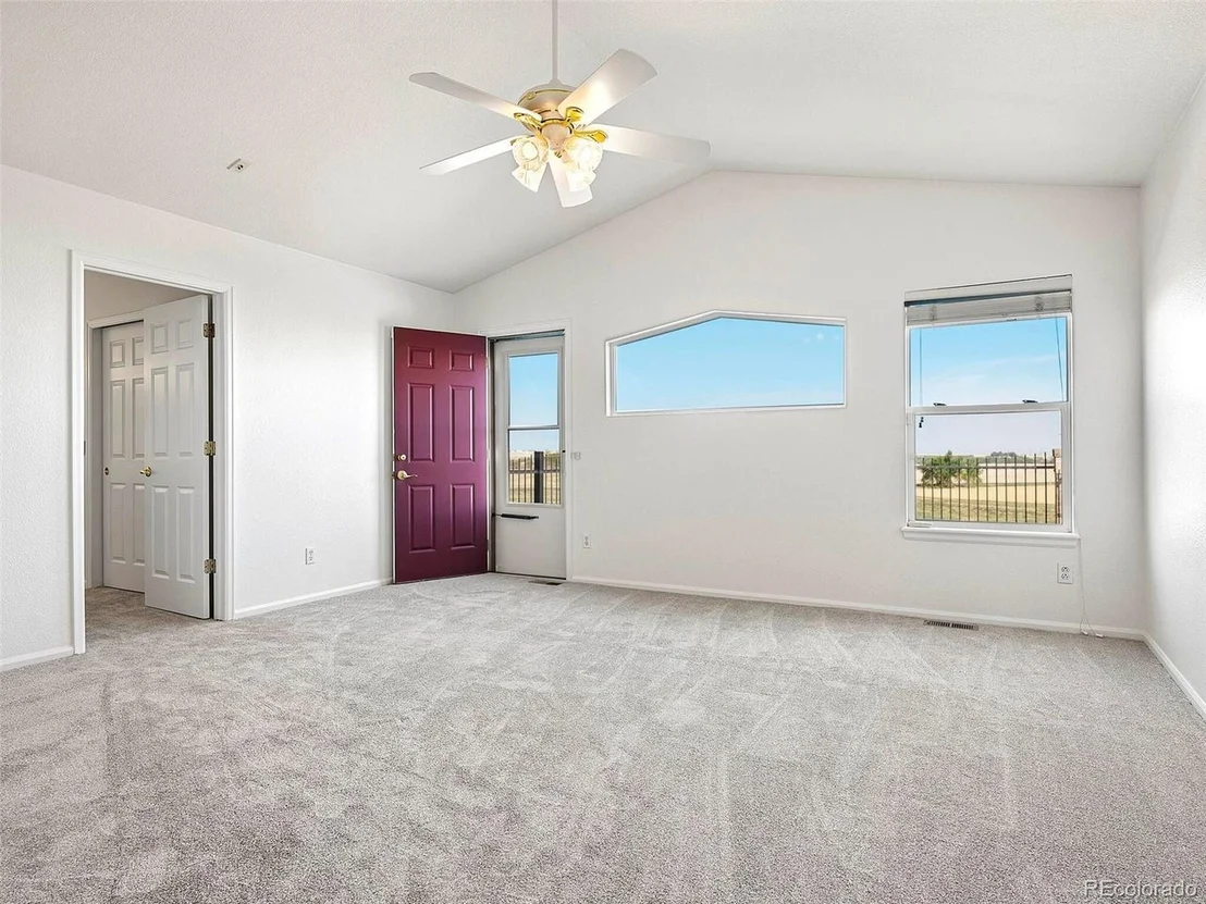 Photo of 365 Antelope Dr W