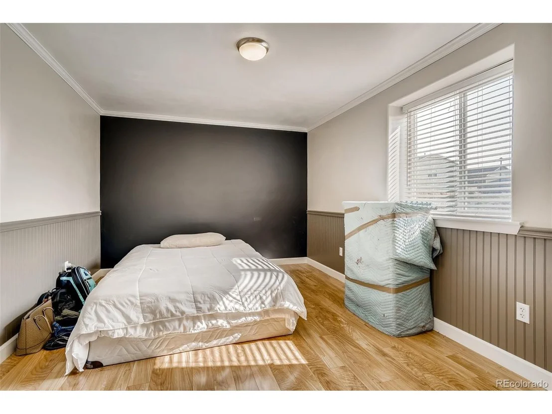 Photo of 2212 Jade Ave