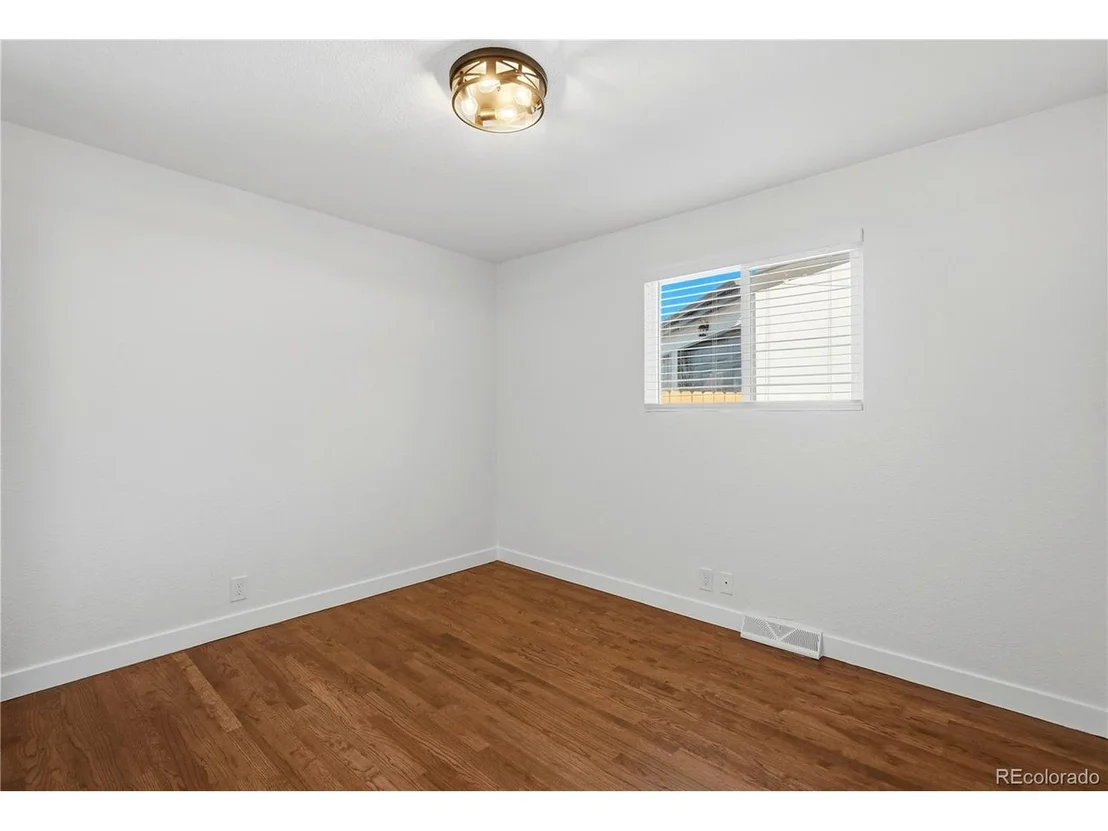 Photo of 5590 Clear Creek Dr