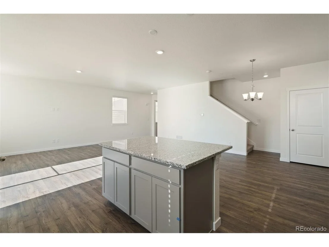 Photo of 907 London Way