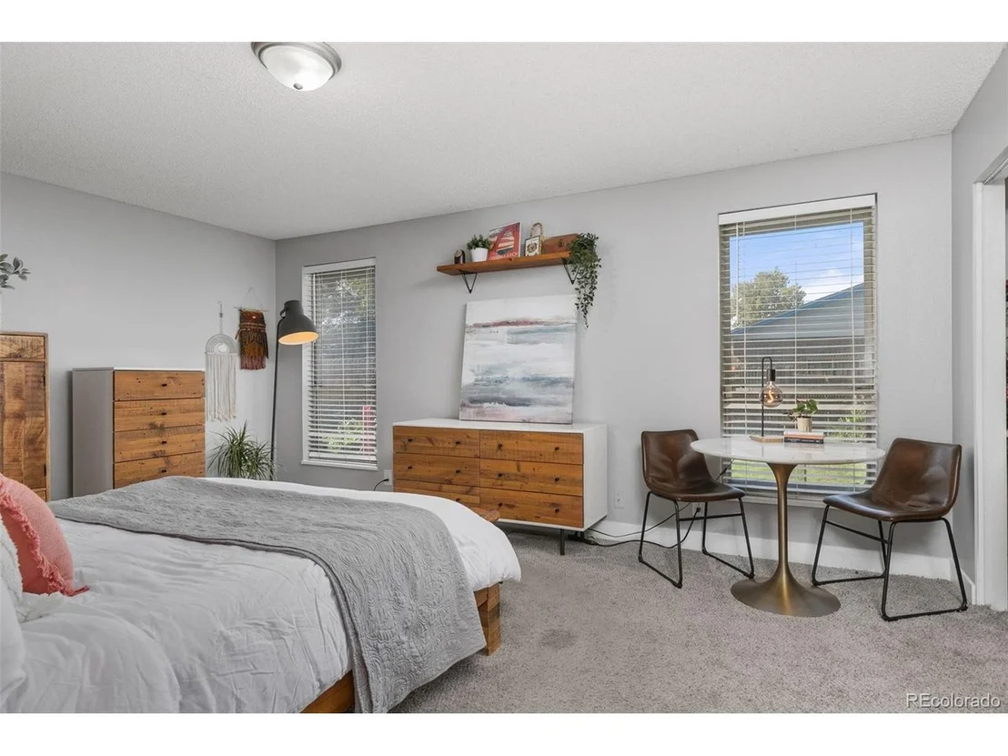 Photo of 5265 Scranton Ct