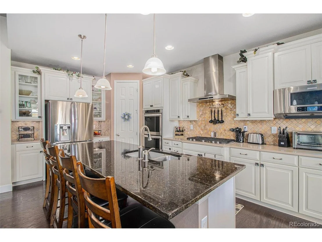 Photo of 23630 E Swallow Cir
