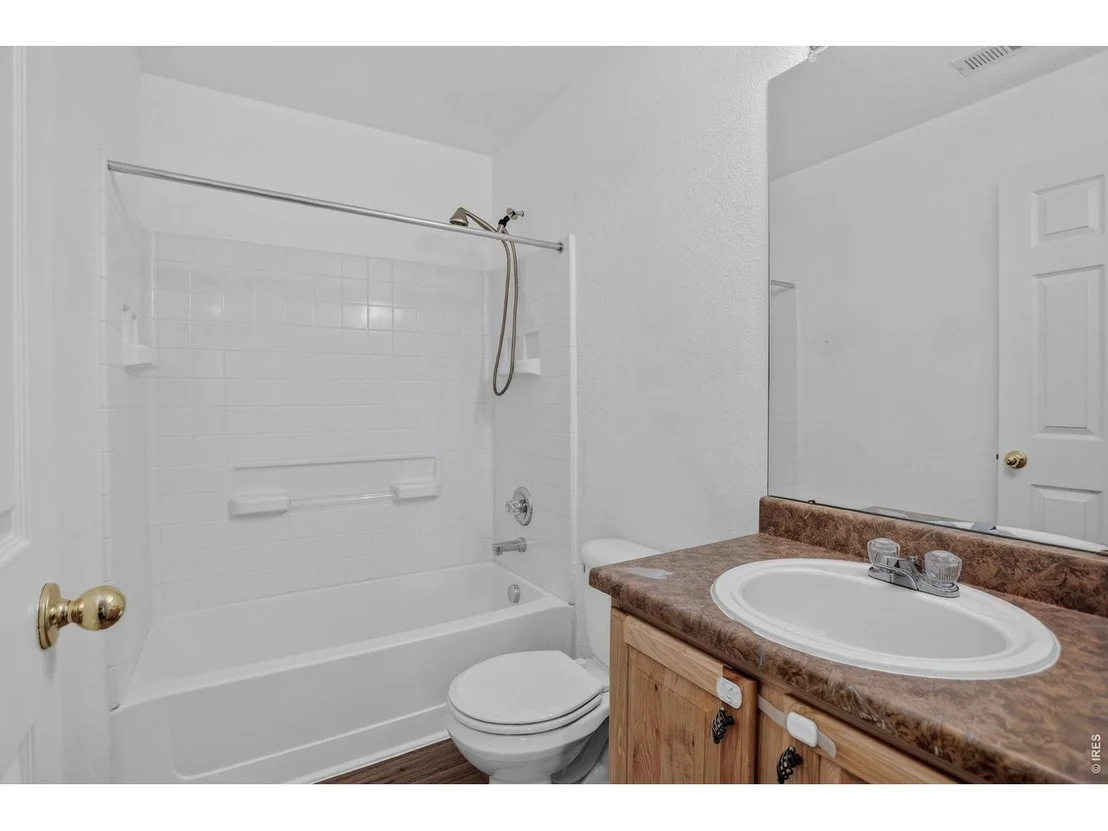 Photo of 72 Shenandoah Way