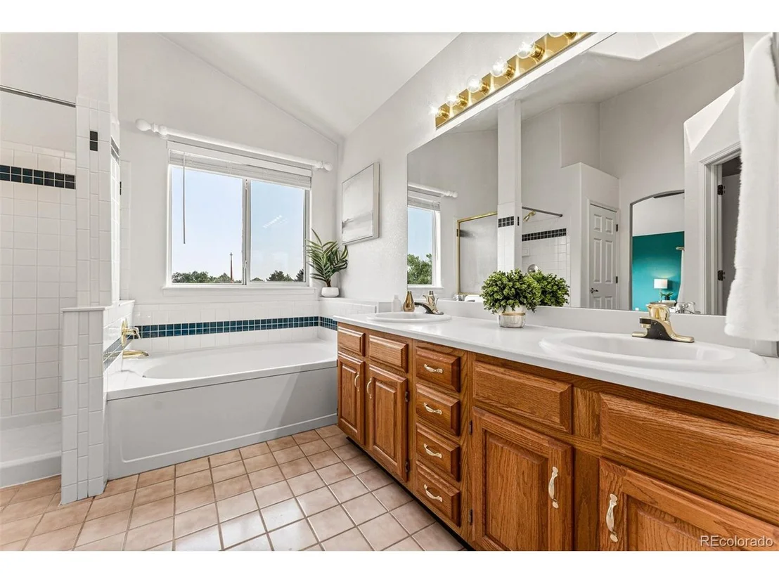 Photo of 1300 Foxtail Dr
