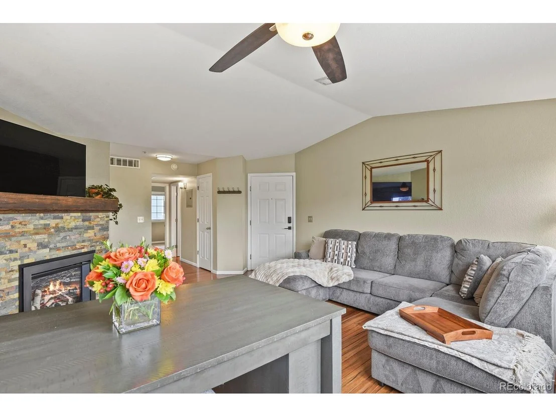 Photo of Unit 5 at 6830 Xavier Cir