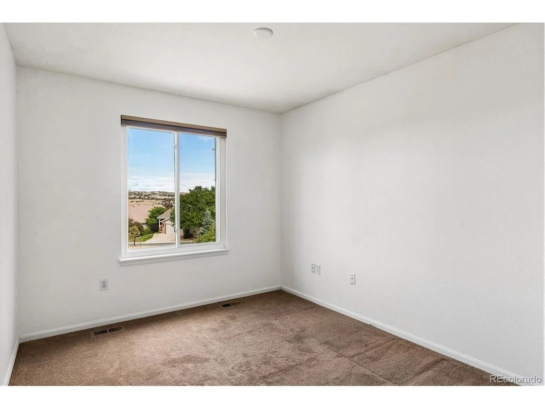 Photo of 207 Masters Dr
