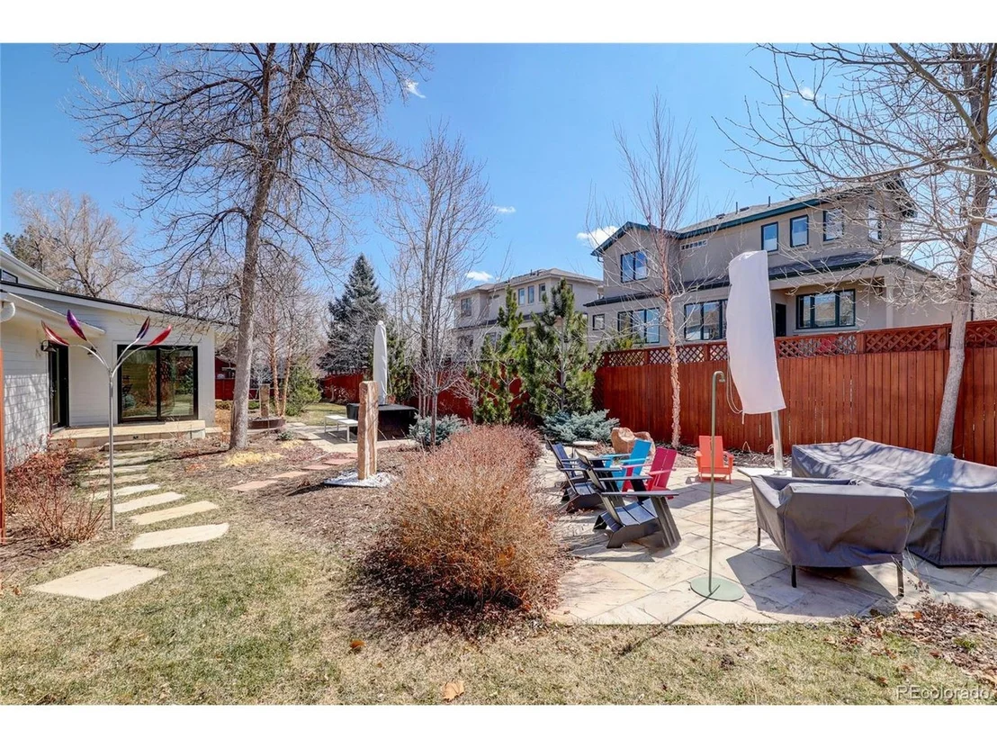 Photo of 956 Quince Ave