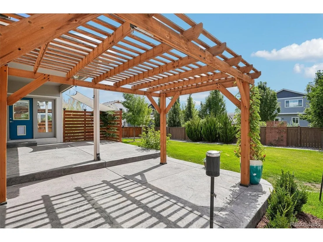 Photo of 291 Saskatoon Dr