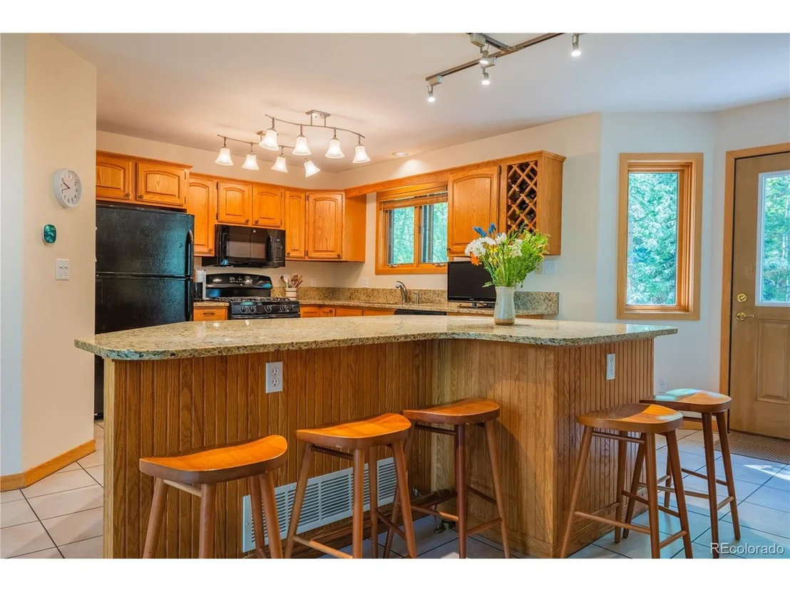 Photo of 96 Sunset Dr