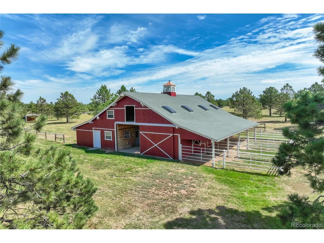 Photo of 18820 Saddle Blanket Ln
