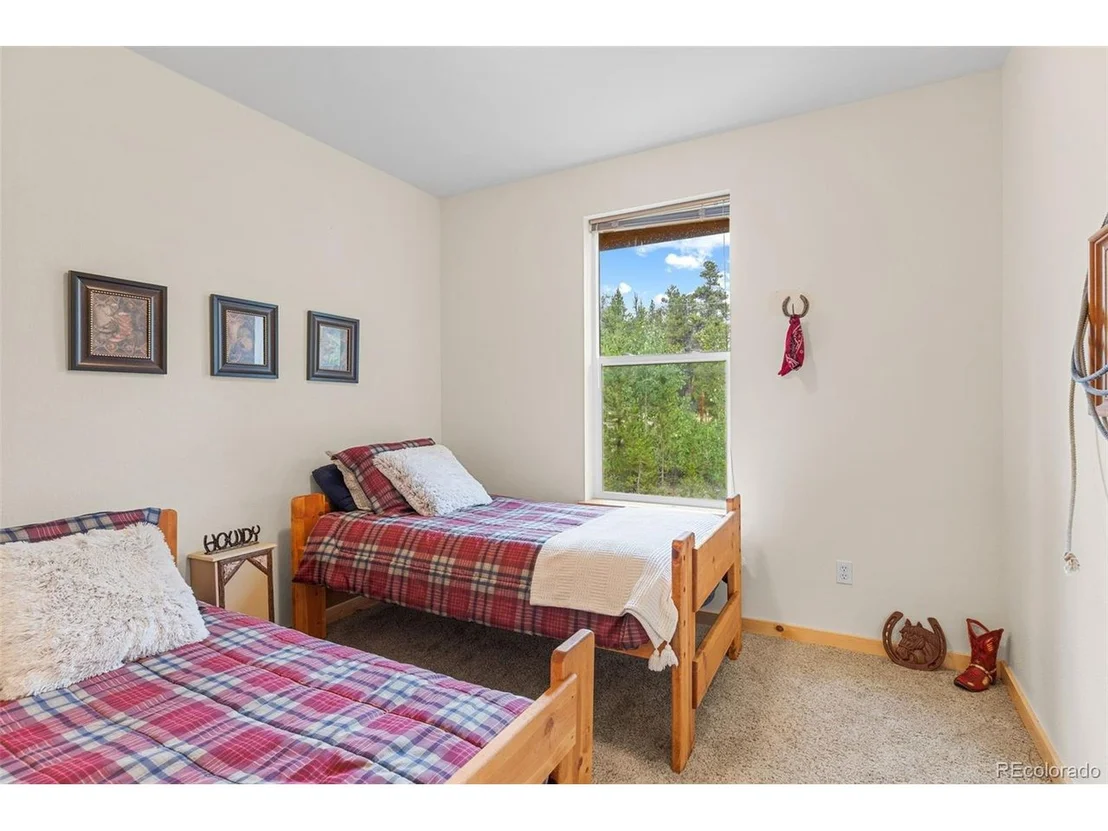 Photo of 1224 Circle 73