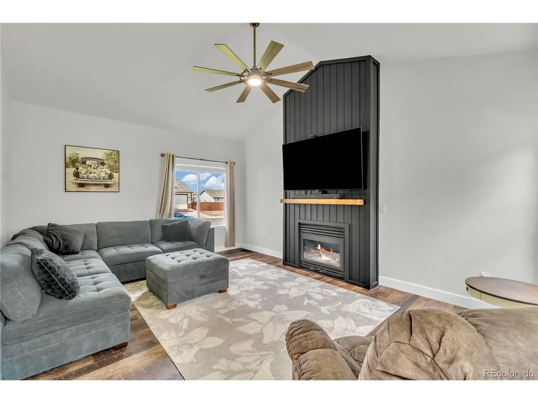 Photo of 154 Falcon Cir
