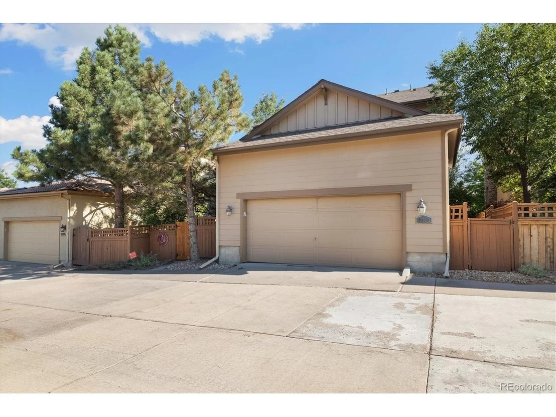 Photo of 10183 Bluffmont Dr