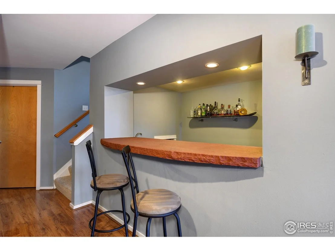 Photo of 385 Vasquez Ct