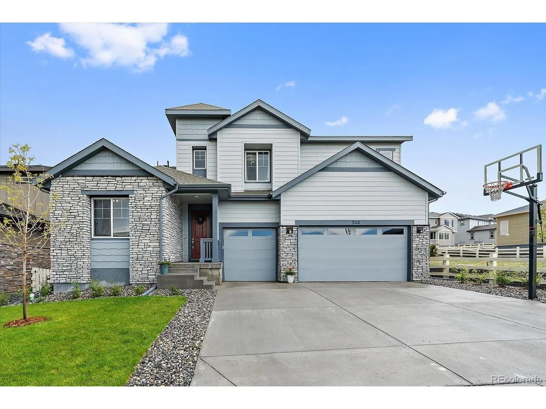 Photo of 7112 S Waterloo Way