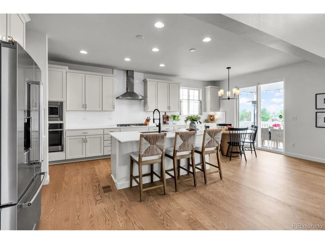 Photo of 5534 Riverbend Ave