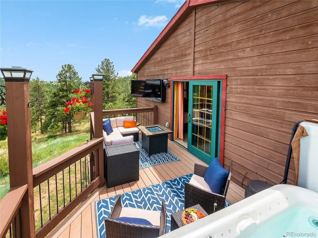 Photo of 237 Panorama Dr