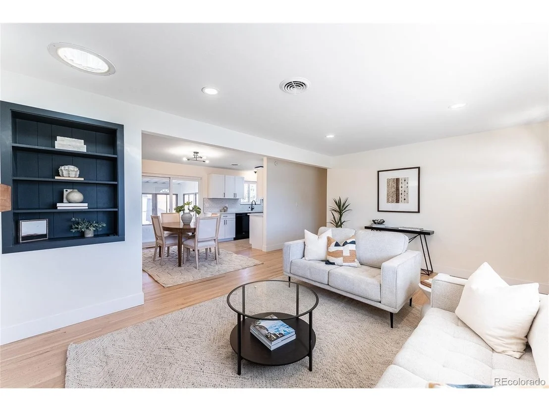 Photo of 8271 Bluebell Way