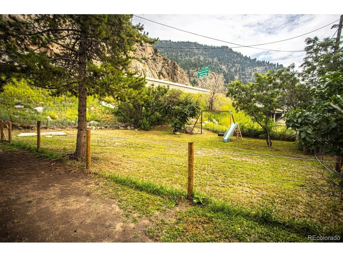 Photo of 1845 County Road 308