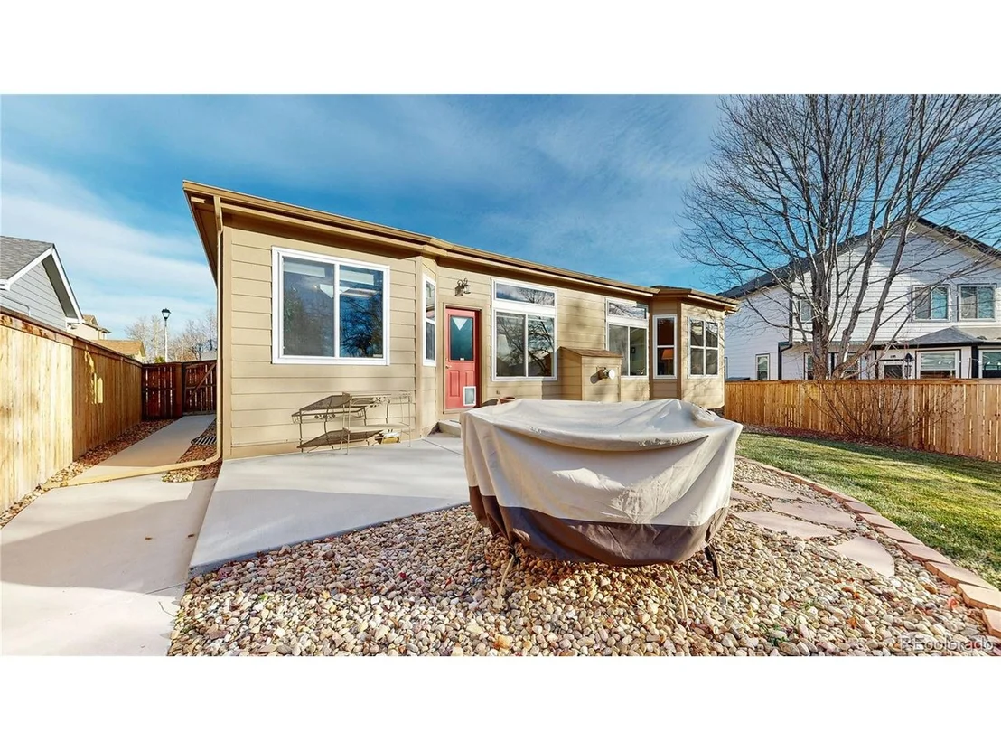 Photo of 1330 Iris Cir