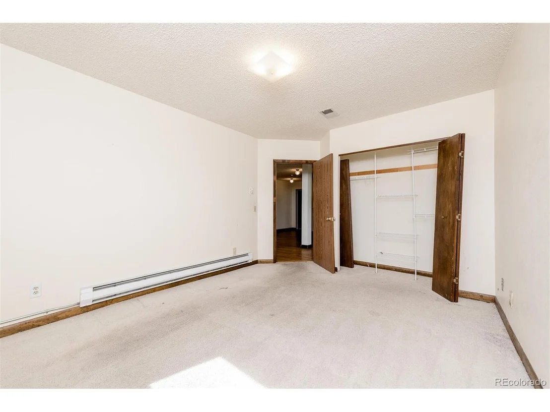 Photo of 8681 Bluegrass Cir