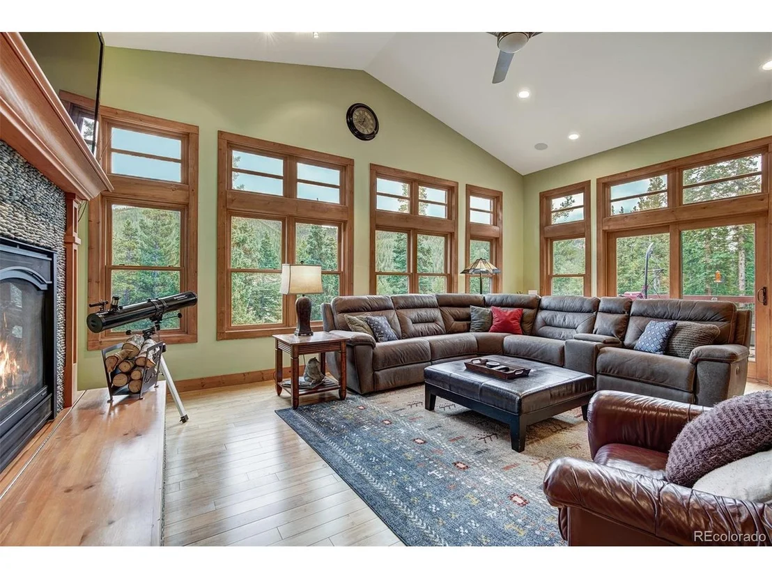 Photo of 22 Peterson Dr