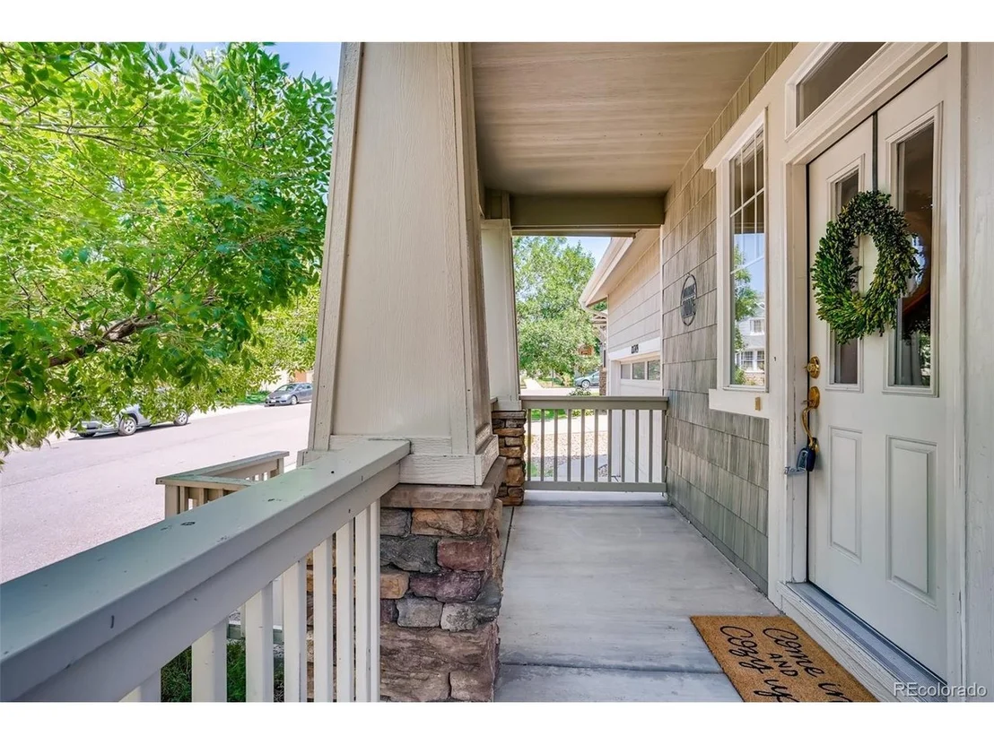 Photo of 10749 Riverbrook Cir