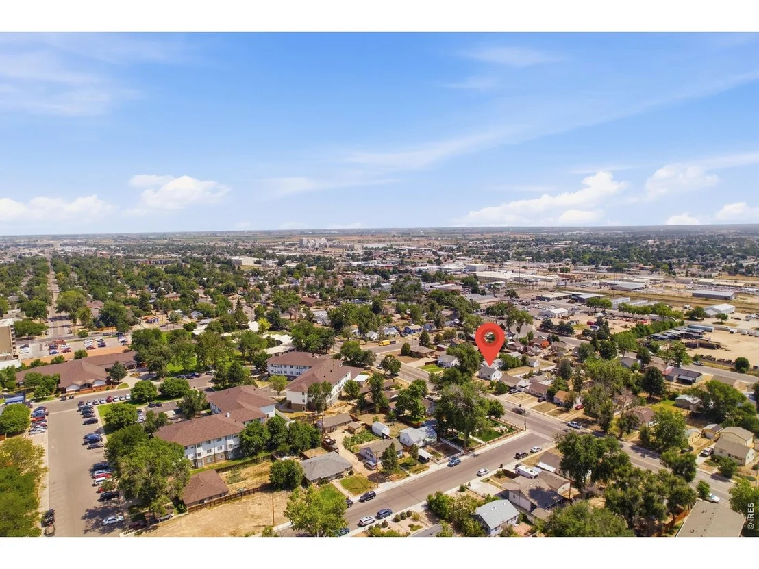 Photo of 2316 6th Ave