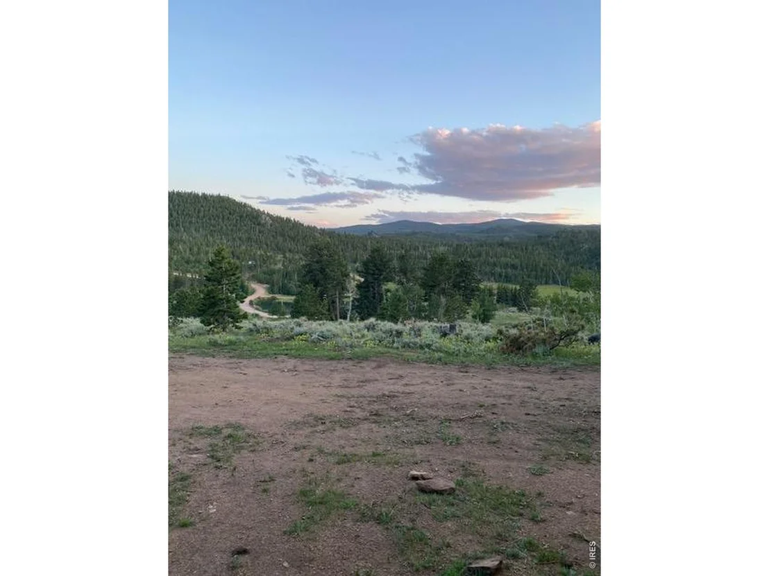 Photo of 215 Murdock Dr
