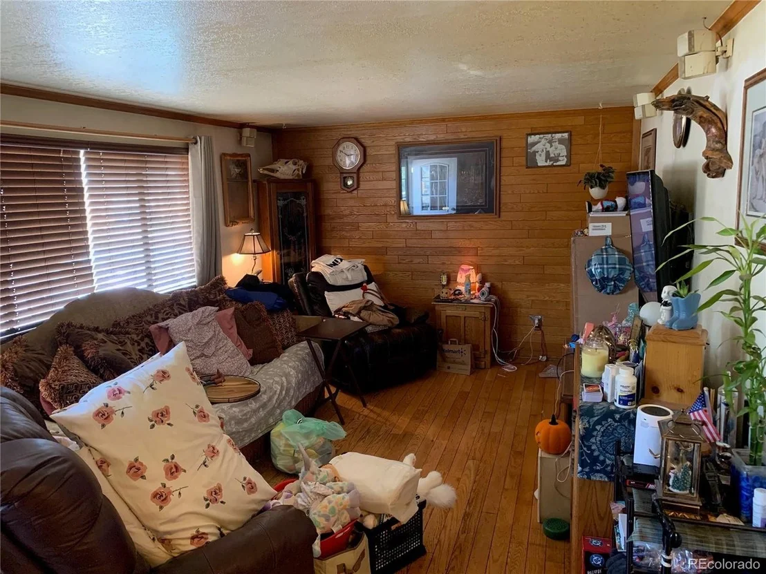 Photo of 493 Cascade Cir